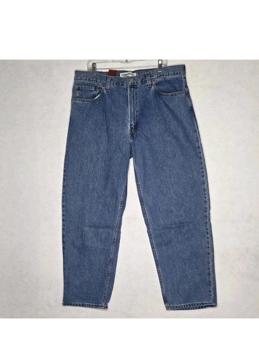 Levis 560 NWT Comfort Fit Tapered Leg Denim Jeans Mens 38×30 (FITS 38×29.5) Blue